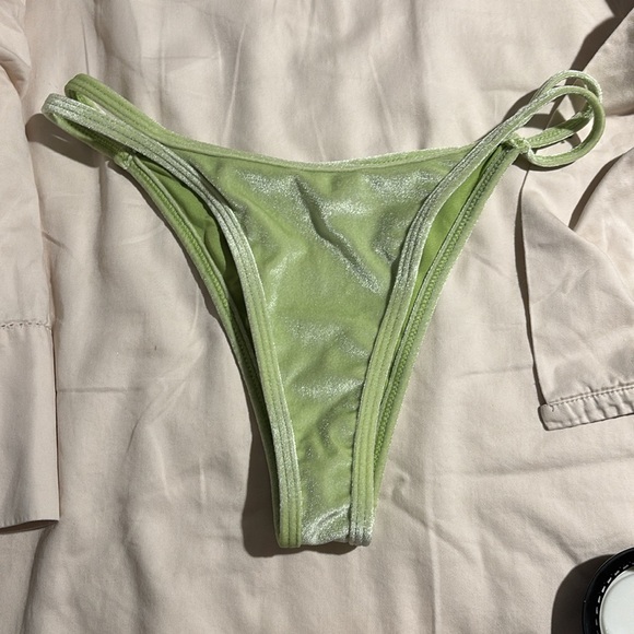 Velvet Green Bikini - Picture 8 of 12